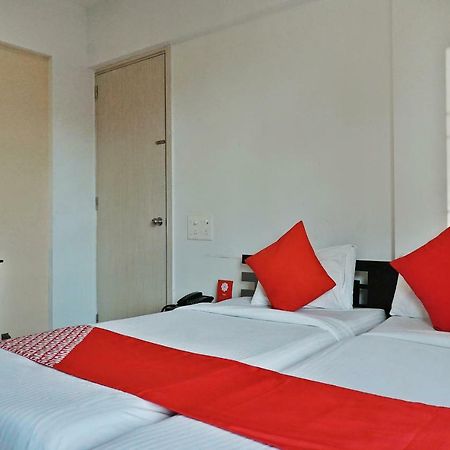 Oyo 12227 Hotel Resonare Baner Pune Esterno foto
