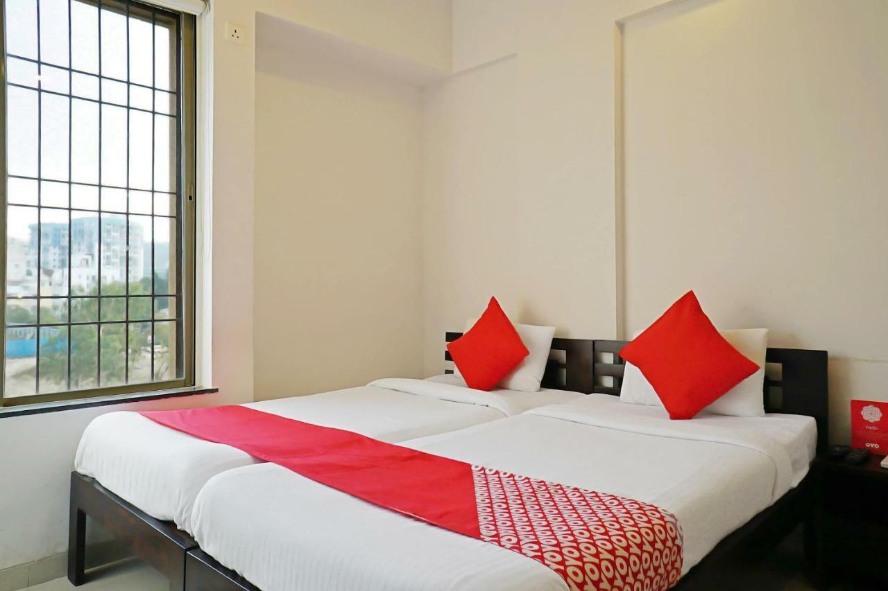 Oyo 12227 Hotel Resonare Baner Pune Esterno foto